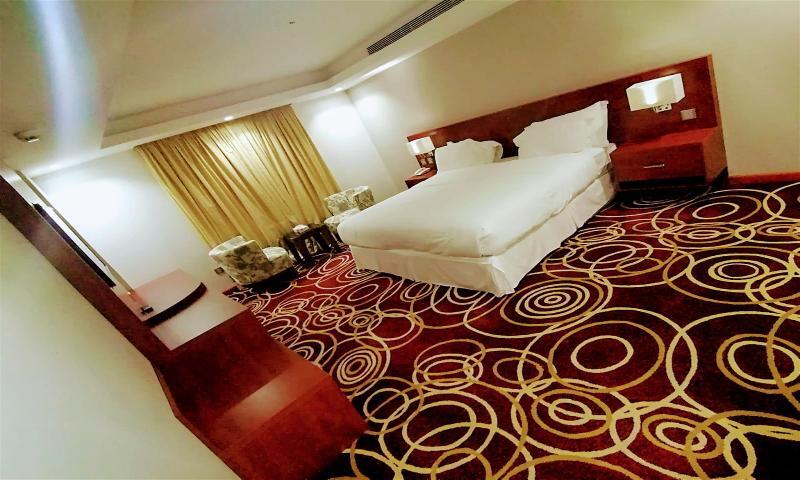 Carawan Hotel Jeddah Exterior photo